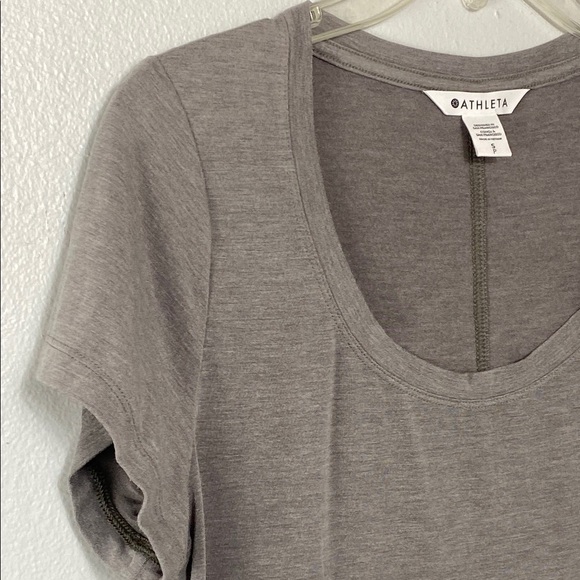 Athleta Gray Fitted Short Sleeve Tee - Picture 3 of 6